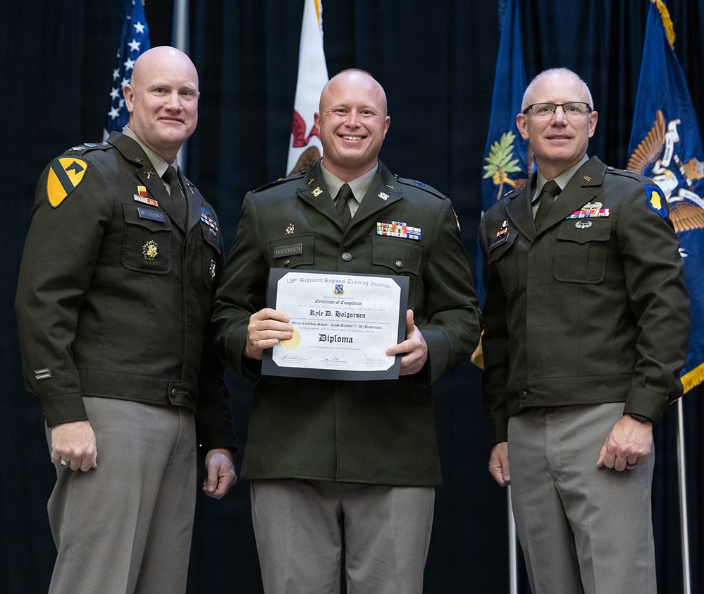 Illinois Army National Guard Officer Candidate School Graduates 22 Leaders