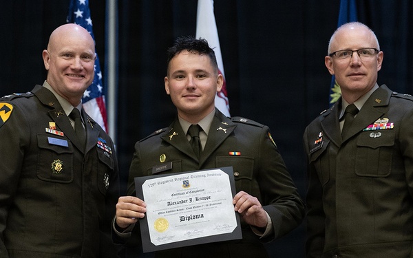 Illinois Army National Guard Officer Candidate School Graduates 22 Leaders