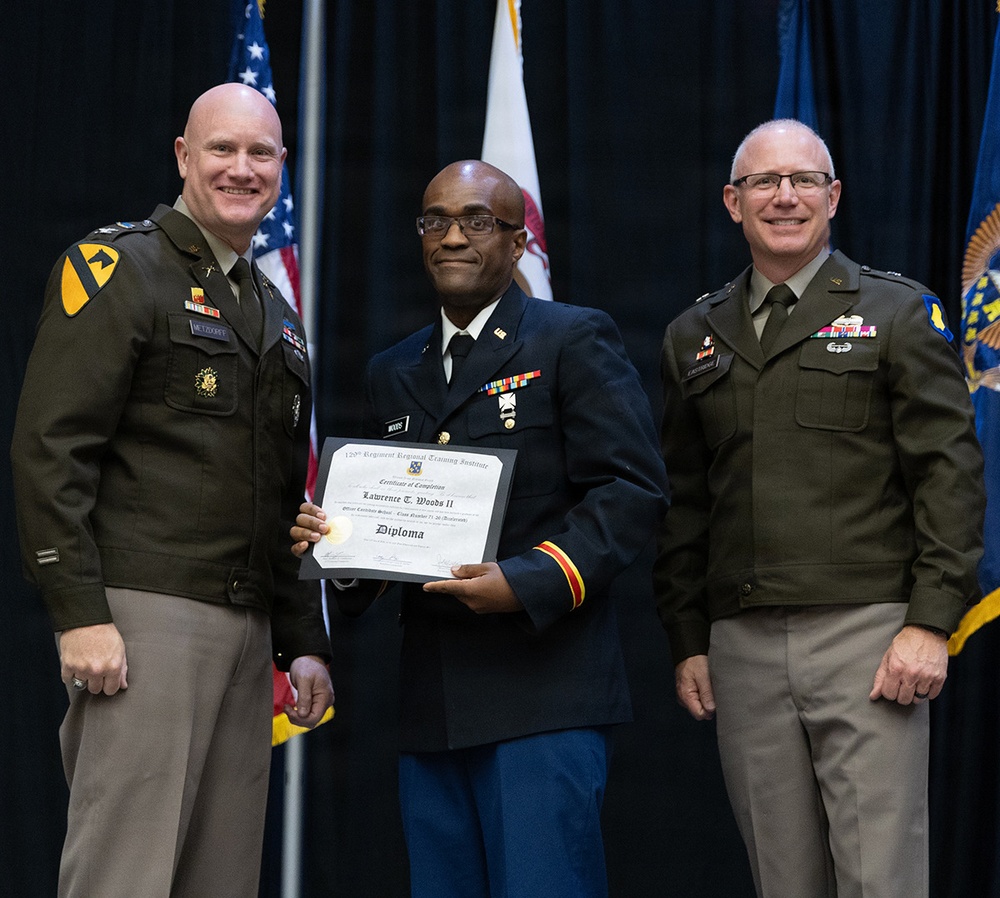 Illinois Army National Guard Officer Candidate School Graduates 22 Leaders