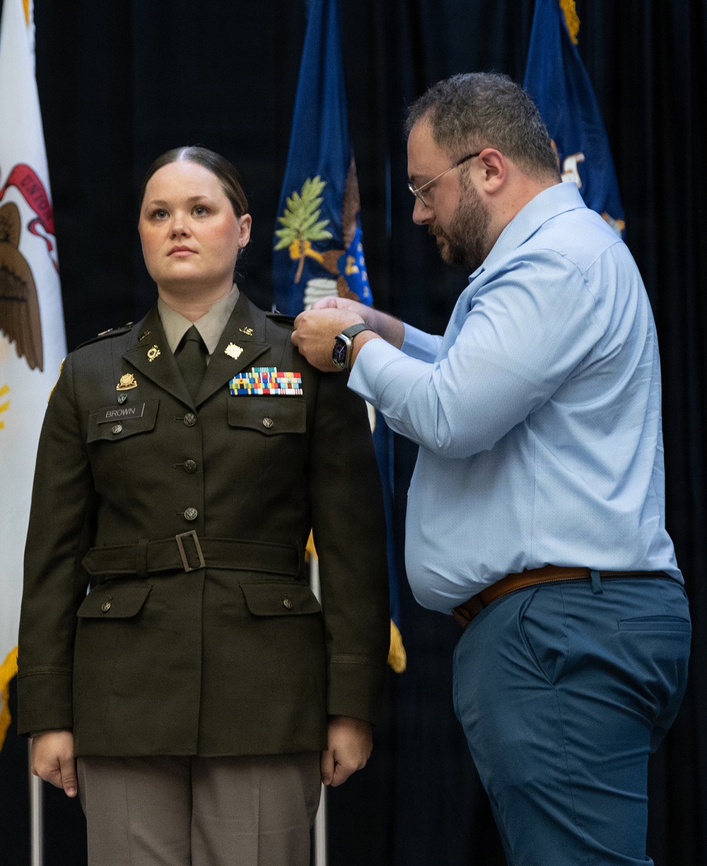 Illinois Army National Guard Officer Candidate School Graduates 22 Leaders