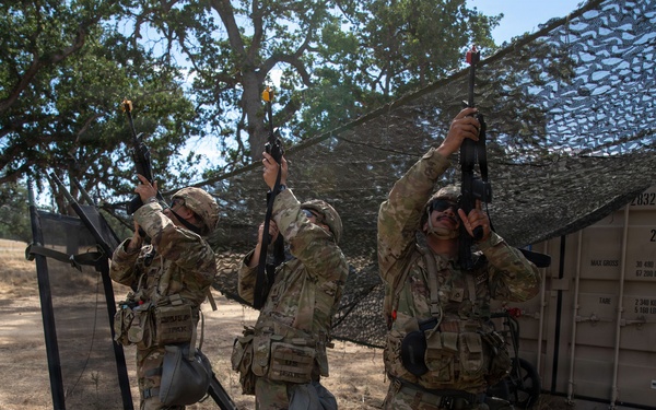 Operation Bold Eagle: 303rd Field Hospital demonstrates expeditionary hospital jump capabilities during Exercise Global Medic