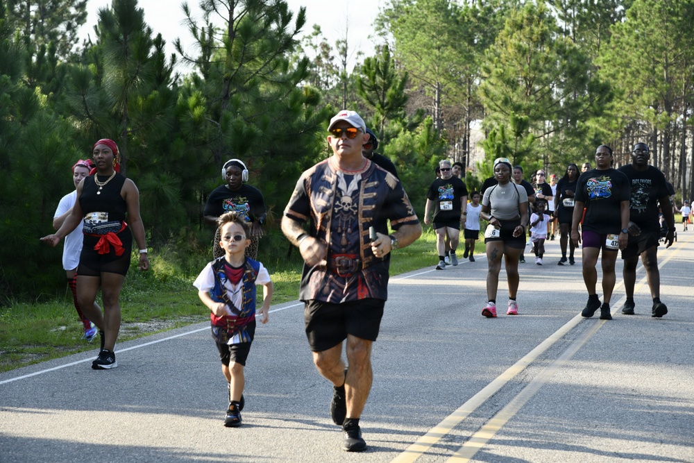 Soldiers, families don pirate gear to run final leg of summer 5K race series
