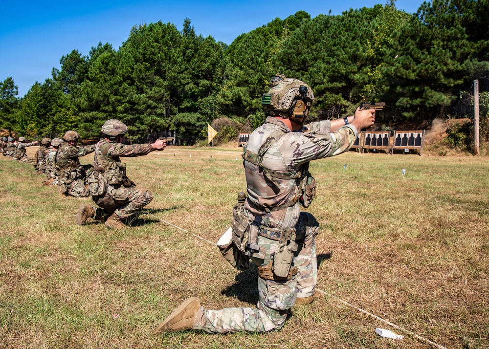 Competitors Take on Pistol 4 Stage During Machine Gun Championship