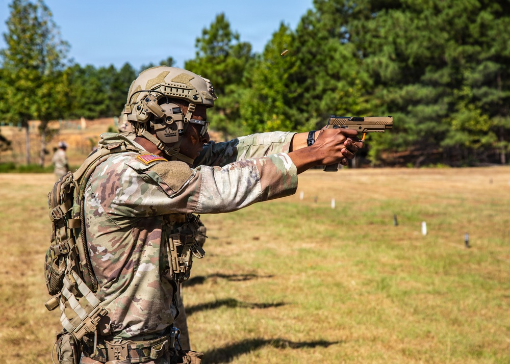 Competitors Take on Pistol 4 Stage During Machine Gun Championship