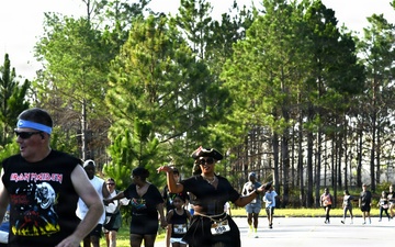 Soldiers, families don pirate gear to run final leg of summer 5K race series