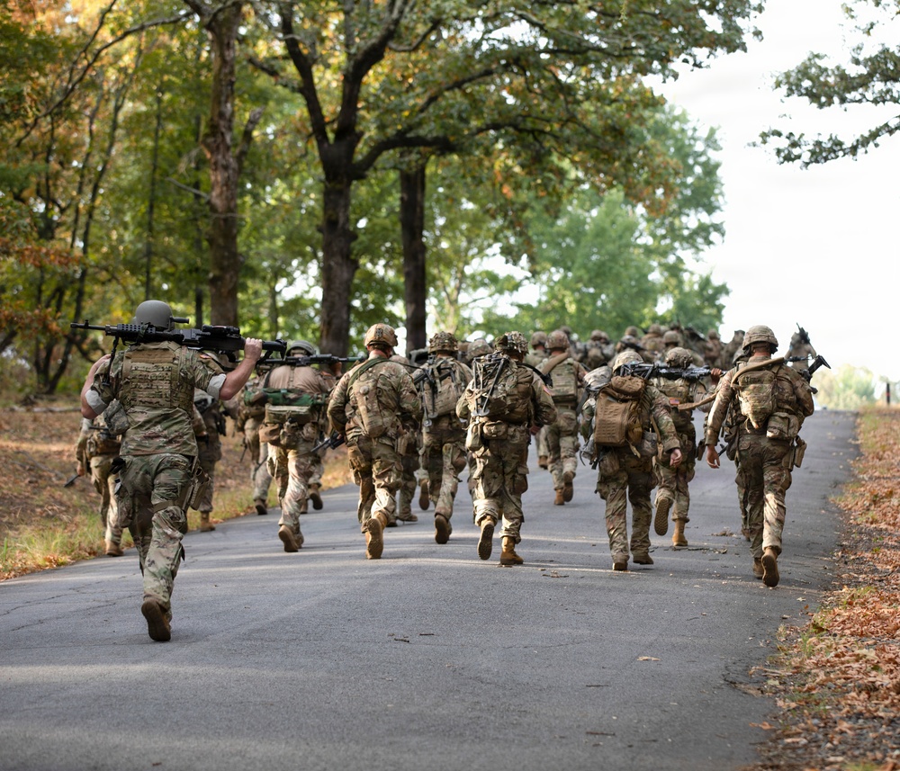 Competitors Open Machine Gun Championship with 10m Match