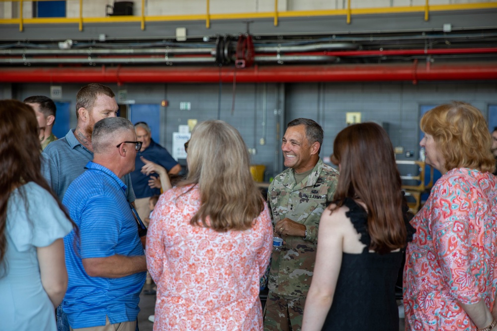 1-111th General Support Aviation Battalion Holds Departure Ceremony