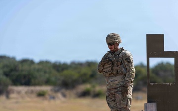 1-62 ADA Soldiers conduct M249 range training at Fort Hood