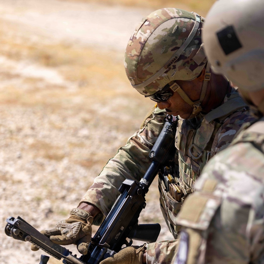1-62 ADA Soldiers conduct M249 range training at Fort Hood