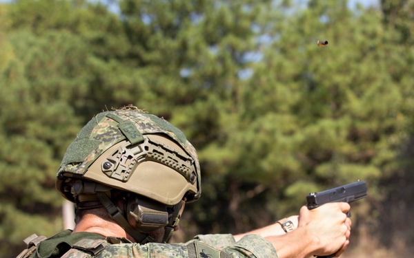 Competitors Take on Pistol 4 Stage During Machine Gun Championship