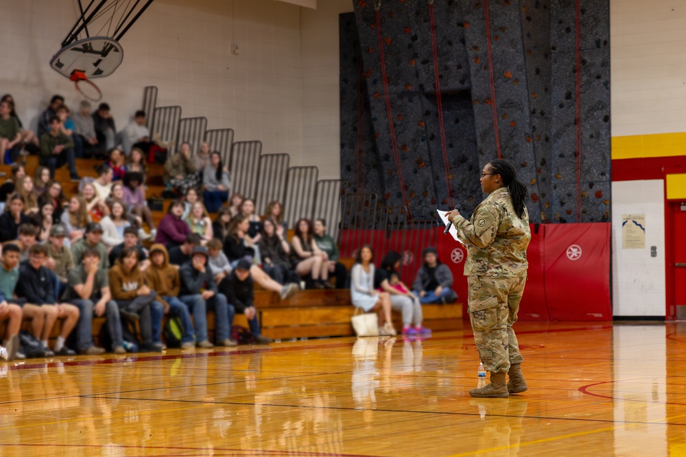 Logistics Officer Speaks with High School Students