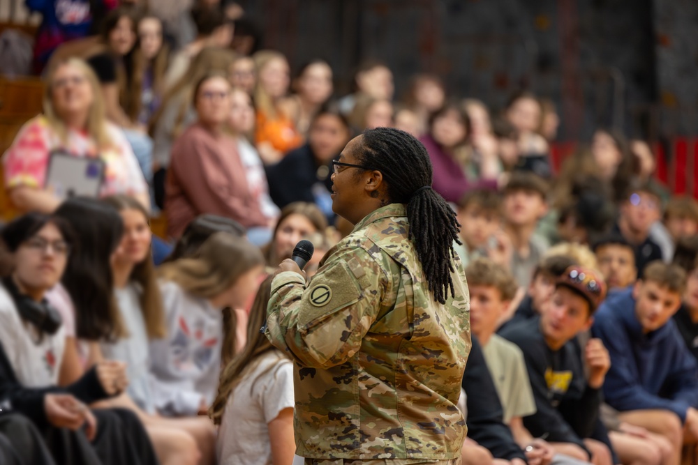 Logistics Officer Speaks with High School Students