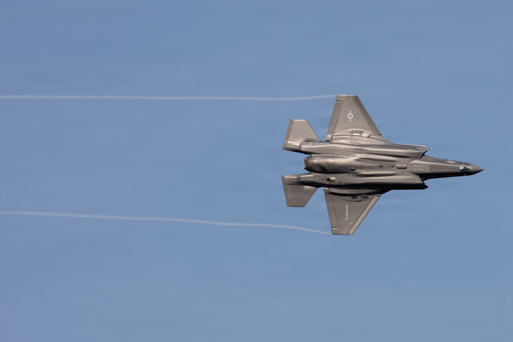 VMFA-231 receives new F-35B Lightning II aircraft