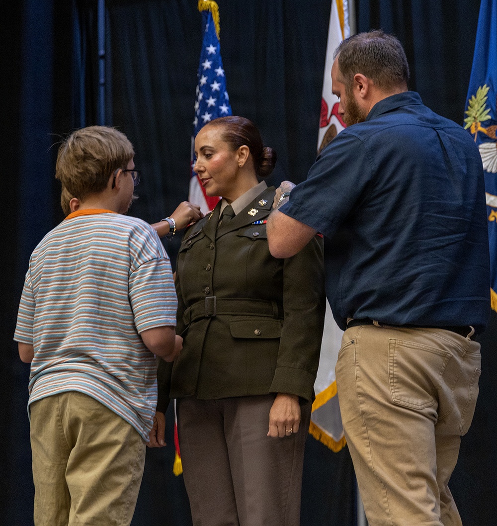 Illinois Army National Guard Officer Candidate School Graduates 22 Leaders