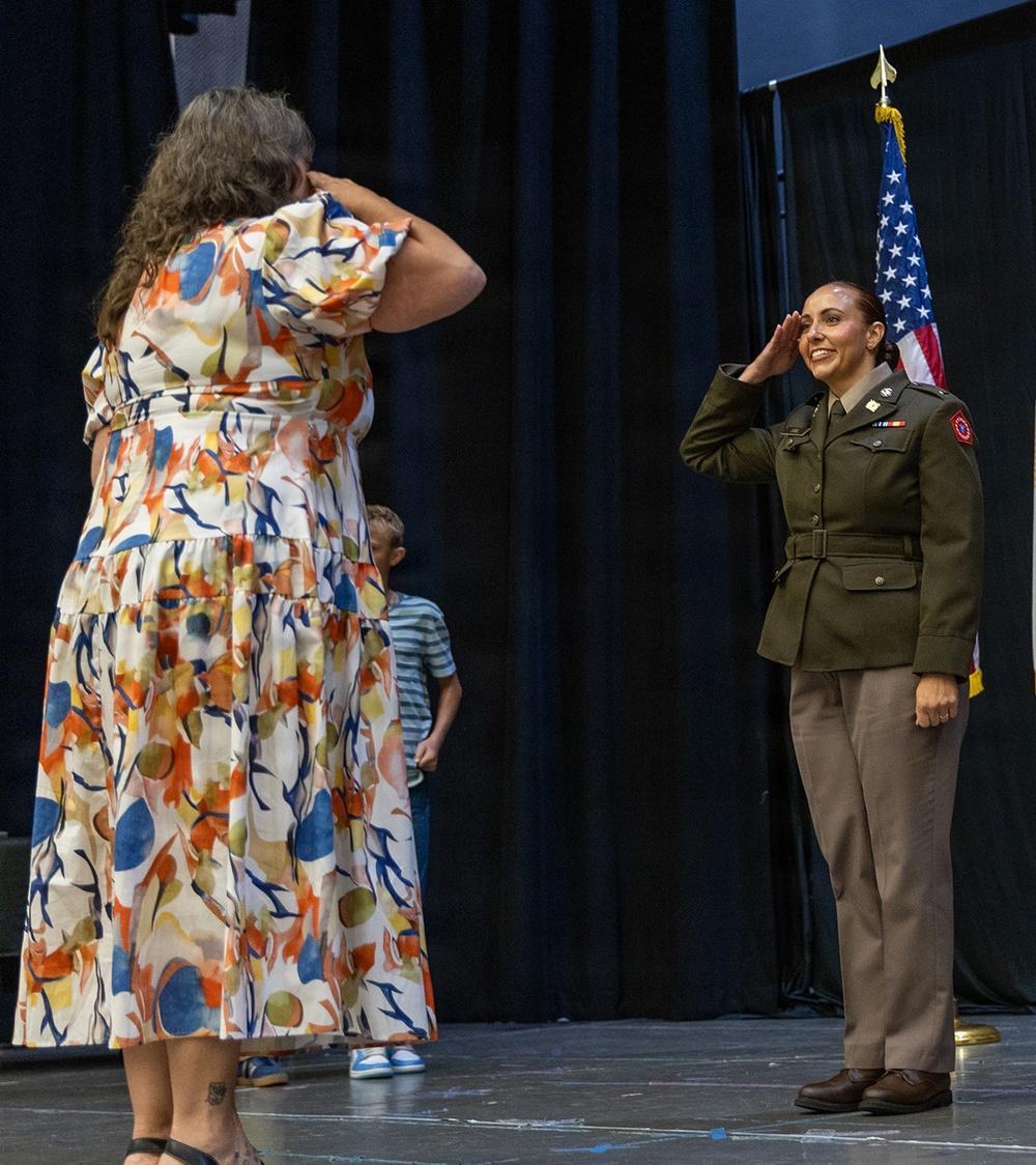 Illinois Army National Guard Officer Candidate School Graduates 22 Leaders