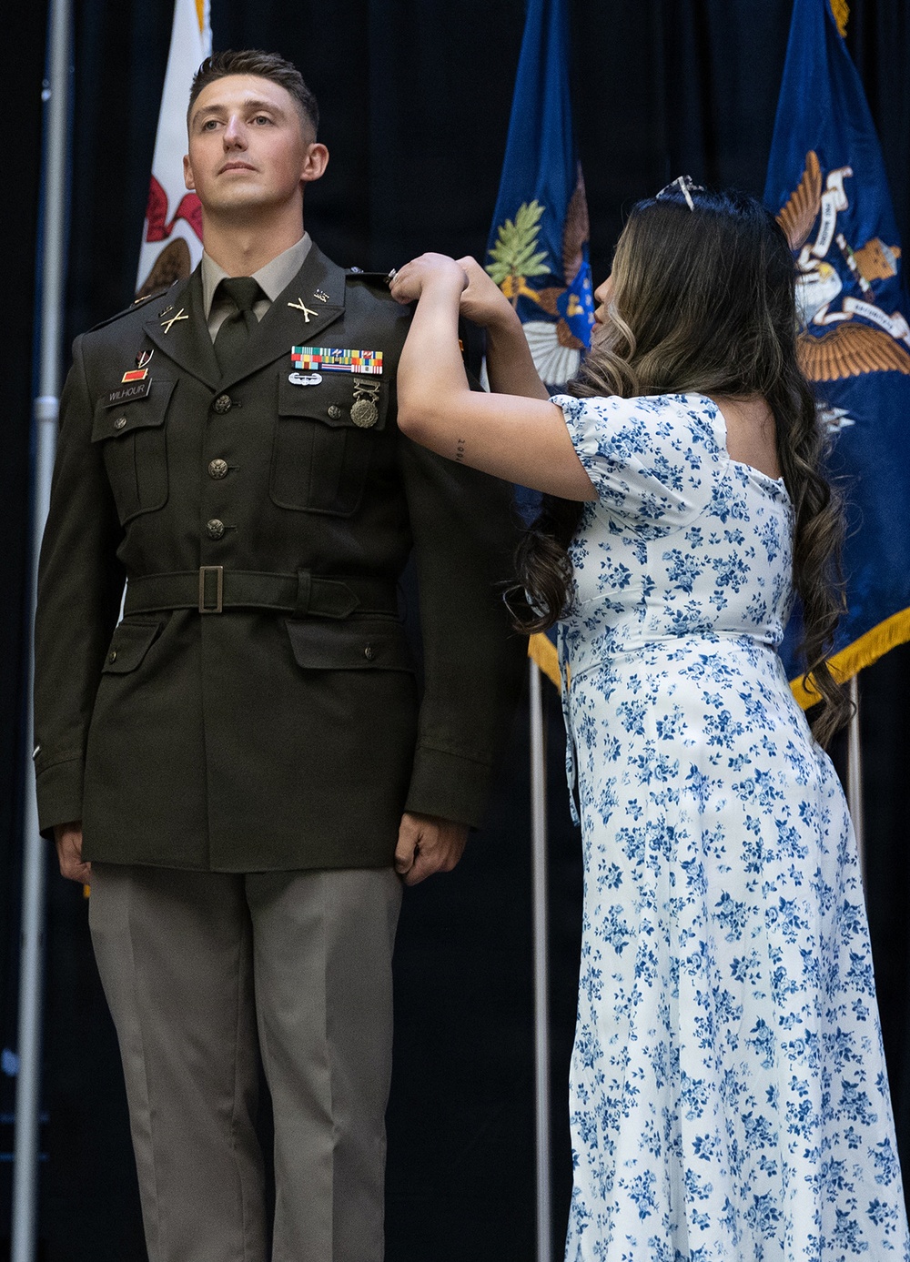 Illinois Army National Guard Officer Candidate School Graduates 22 Leaders