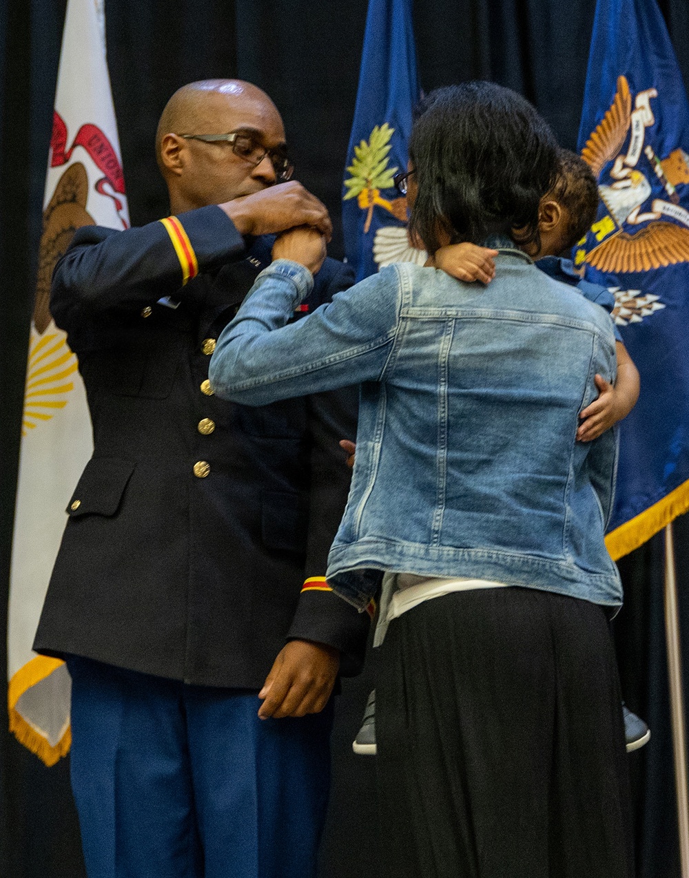 Illinois Army National Guard Officer Candidate School Graduates 22 Leaders