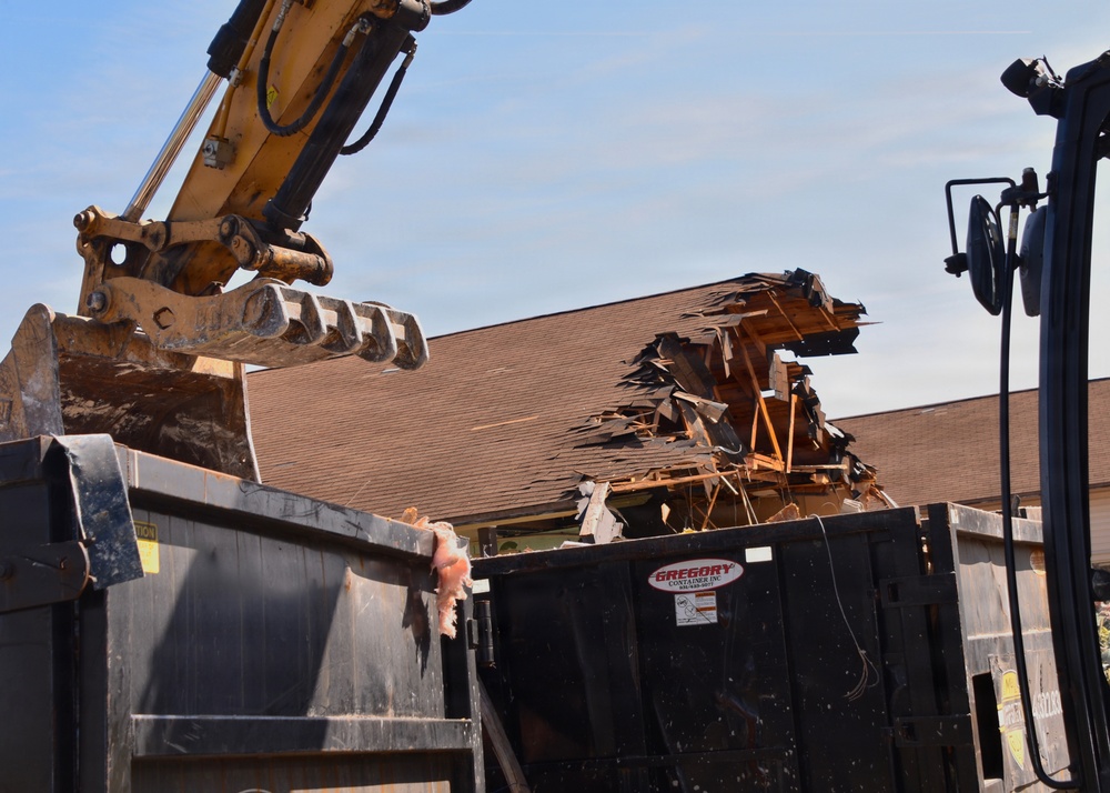 Saying goodbye to the old Fleet and Family Support Center Building