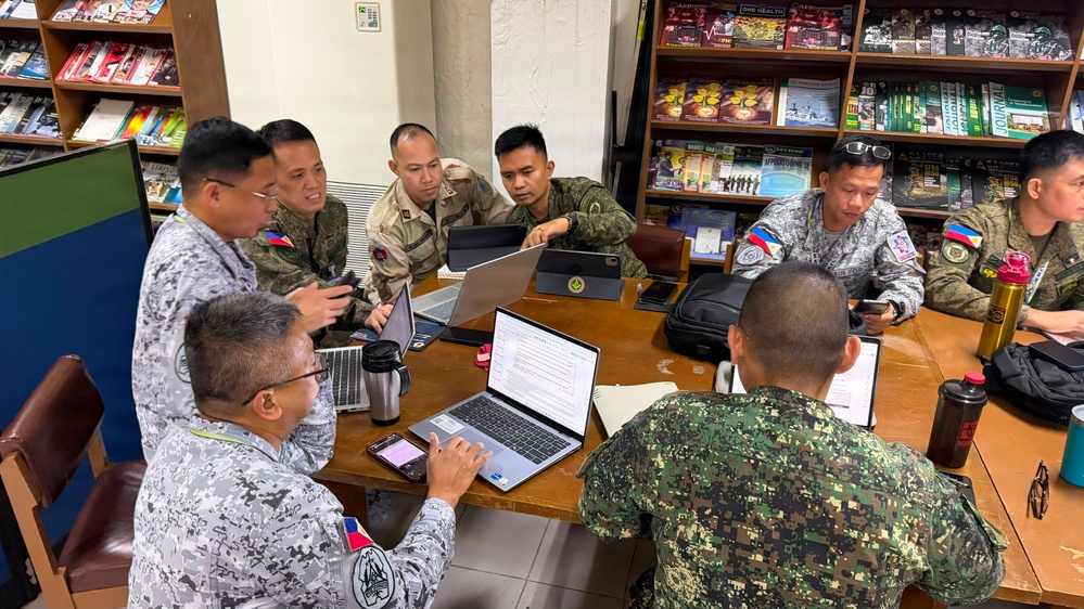 United States and Philippines Reinforce Alliance Through 10-Year Joint Military Disaster Response Program - 1