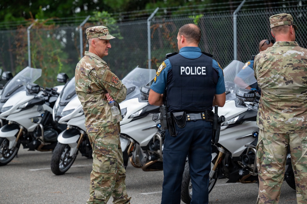 Nordhaus visits Virginia National Guardsmen