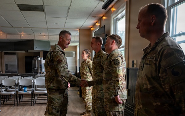 Nordhaus visits Virginia National Guardsmen