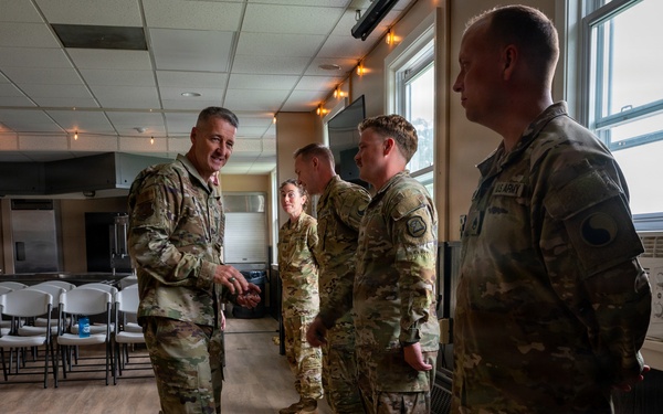 Nordhaus visits Virginia National Guardsmen