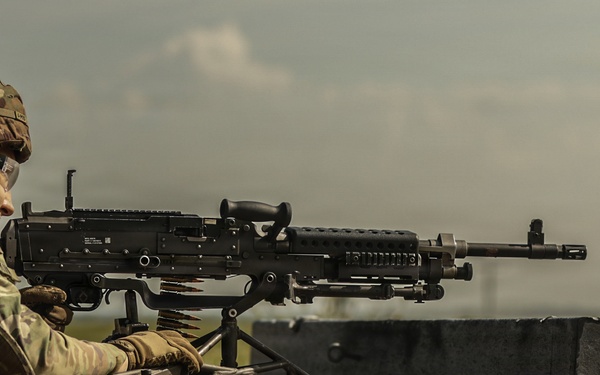 977th Military Police Company conduct weapons qualification