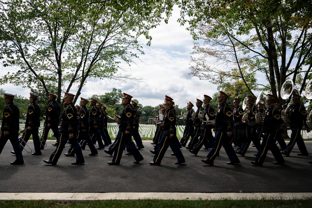 Full Military Funeral Honors with Escort are Conducted for U.S. Army Gen. David Maddox in Section 34