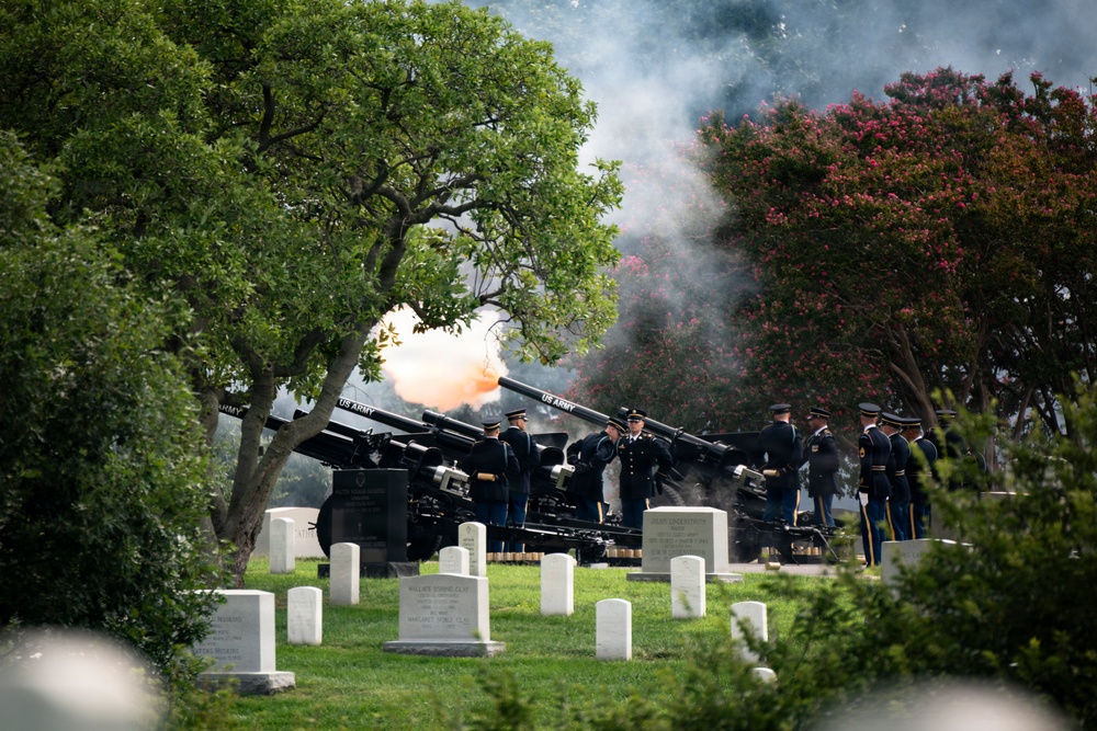 Full Military Funeral Honors with Escort are Conducted for U.S. Army Gen. David Maddox in Section 34