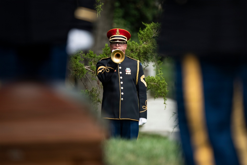Full Military Funeral Honors with Escort are Conducted for U.S. Army Gen. David Maddox in Section 34