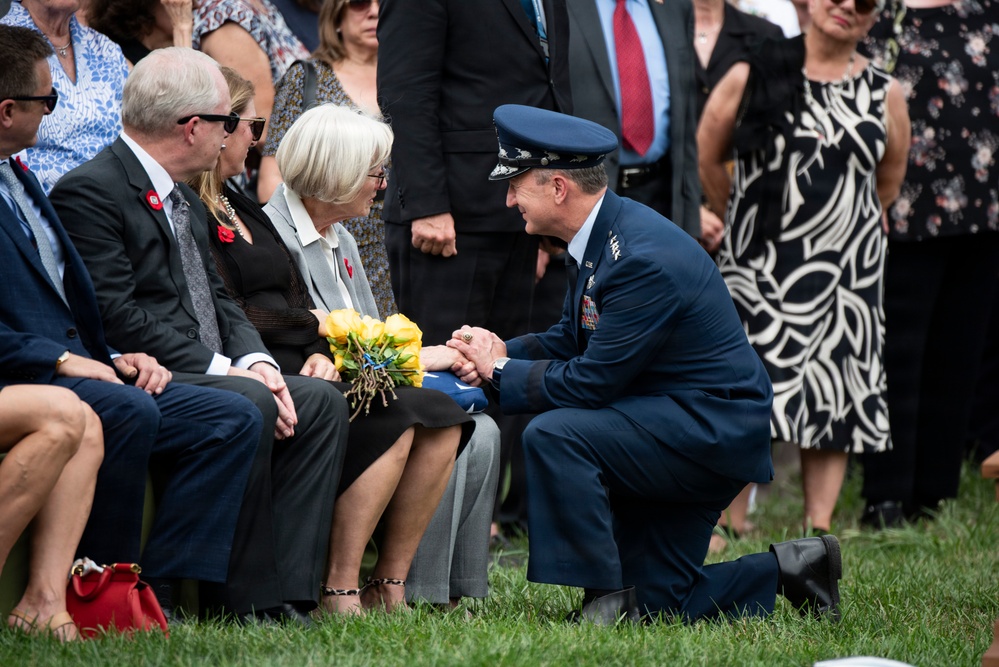 Full Military Funeral Honors with Escort are Conducted for U.S. Army Gen. David Maddox in Section 34