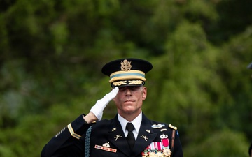 Full Military Funeral Honors with Escort are Conducted for U.S. Army Gen. David Maddox in Section 34