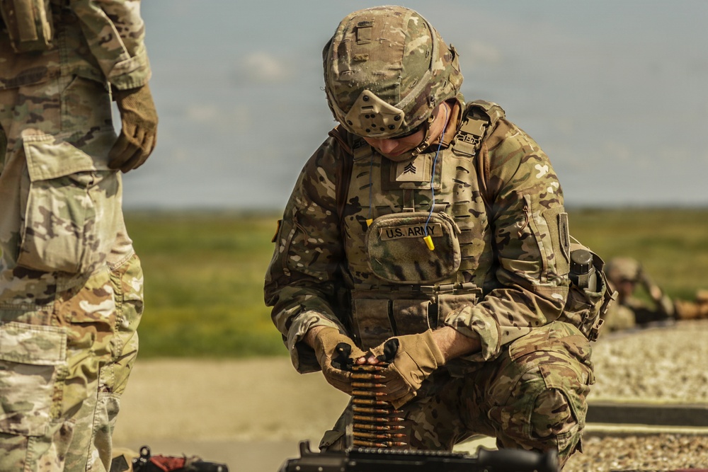 977th Military Police Company conducts weapons qualification