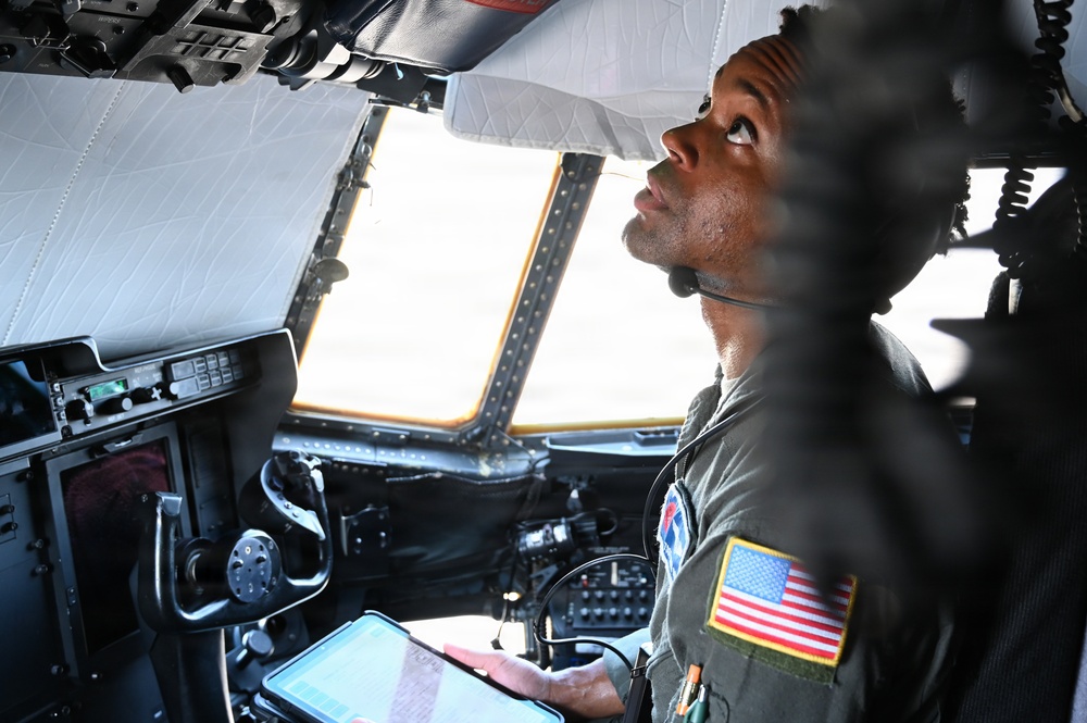 Air Force Reserve Hurricane Hunters