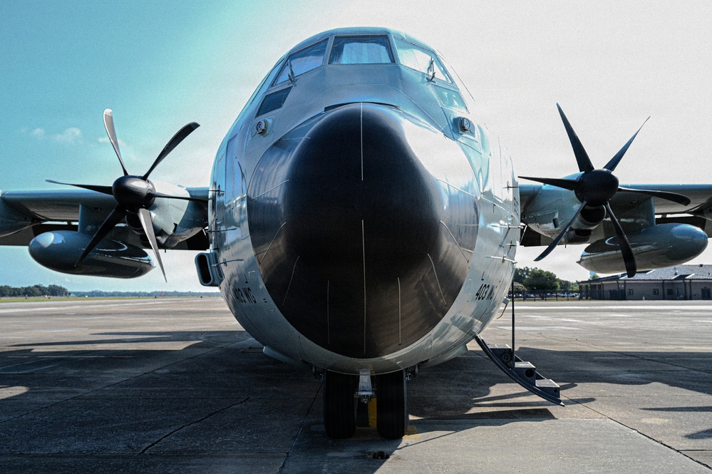 Air Force Reserve Hurricane Hunters
