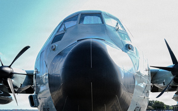 Air Force Reserve Hurricane Hunters