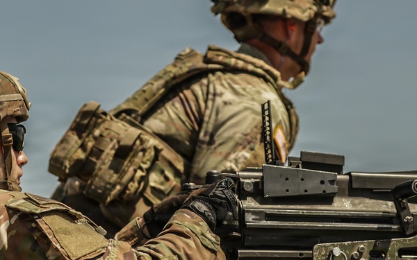 977th Military Police Company conducts weapons qualification