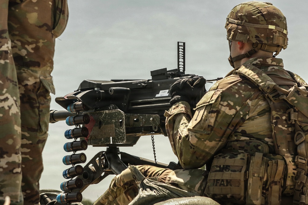 977th Military Police Company conducts weapons qualification