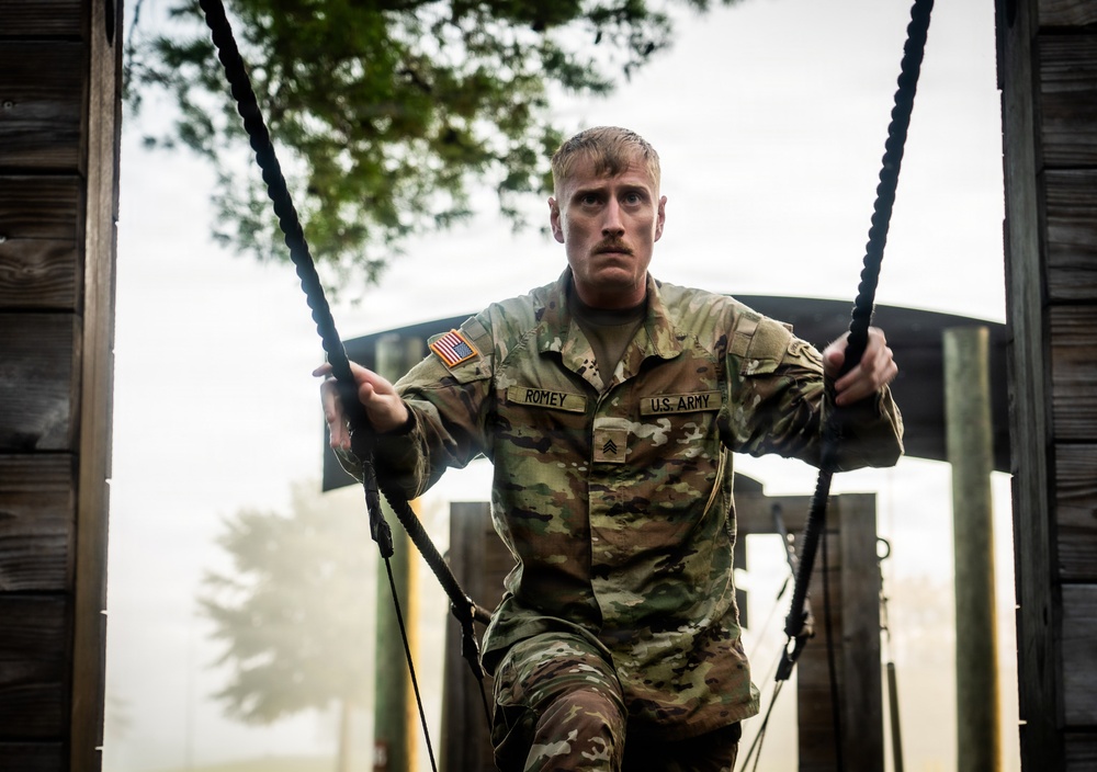 7th SFG(A) Soldiers sharpen physical fitness, mental agility at Whittaker Obstacle Course