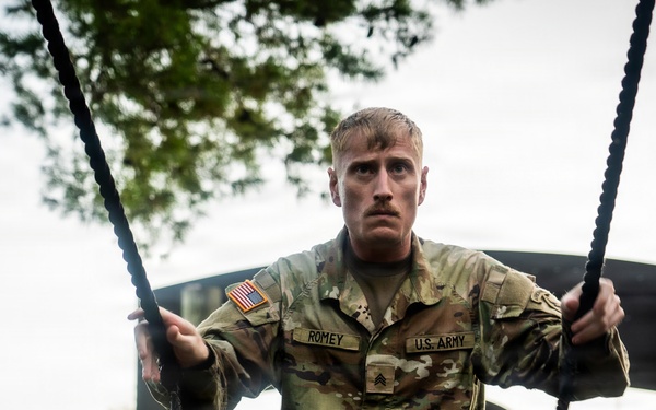 7th SFG(A) Soldiers sharpen physical fitness, mental agility at Whittaker Obstacle Course