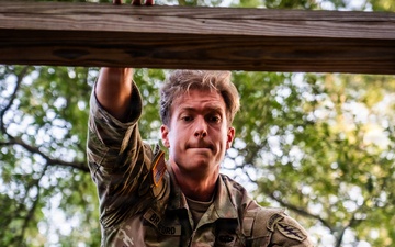 7th SFG(A) Soldiers sharpen physical fitness, mental agility at Whittaker Obstacle Course