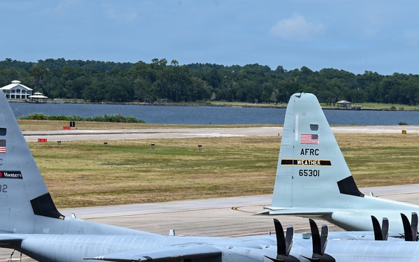 Air Force Reserve Hurricane Hunters