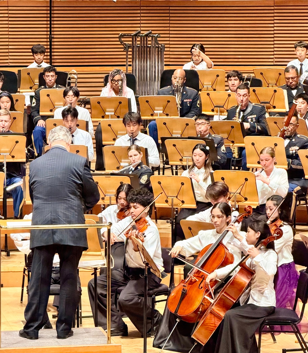 Army Reserve Musicians Take the Stage at Walt Disney Concert Hall
