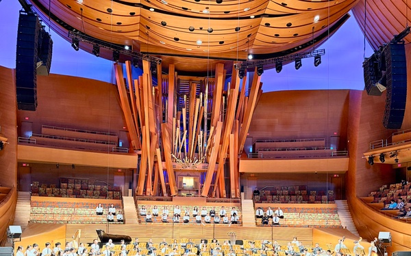 Army Reserve Musicians Take the Stage at Walt Disney Concert Hall