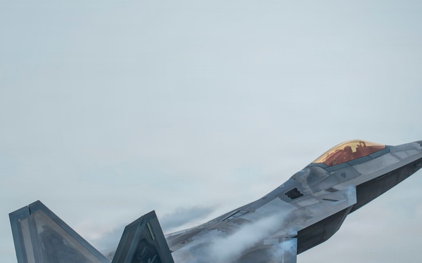 Raptor Demonstration Team Performs in Canada