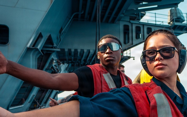 George Washington Conducts Live Fire Exercise