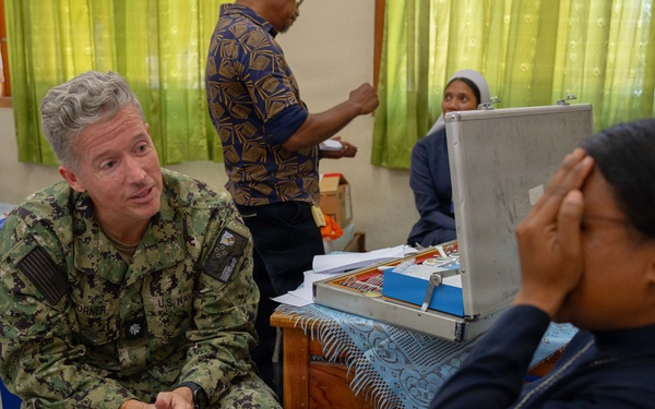 Pacific Partnership 2026 provides vision screenings at São Carlos Borromeu Manleuana School in Dili, Timor-Leste