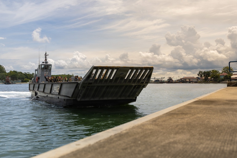 Pacific Partnership 2026 arrives in Indonesia aboard Royal Australian Navy HMAS Choules (L100)