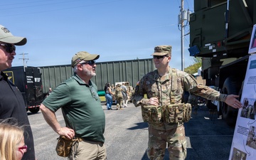 Soldier Explains Brigade's Role to Visitors