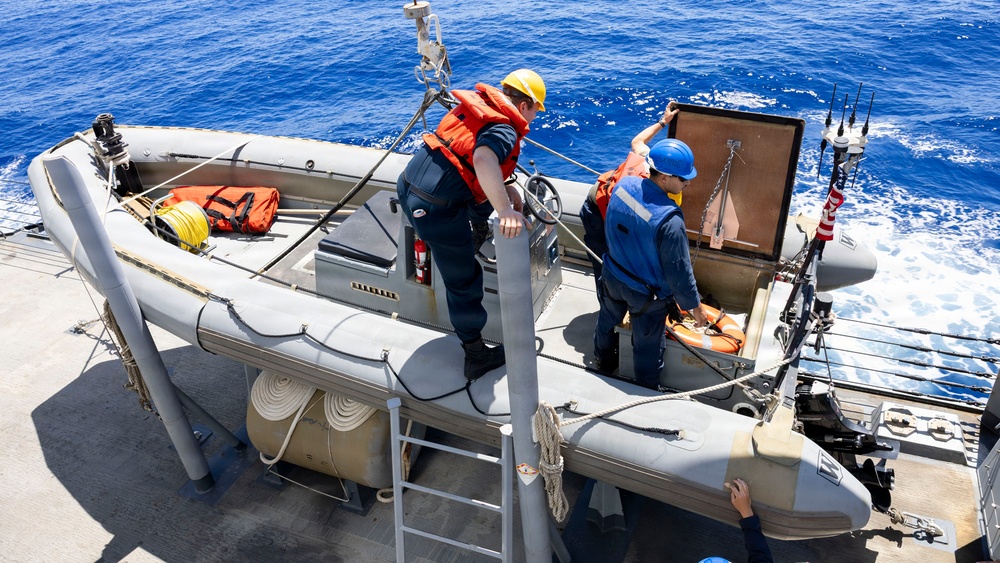 DDG 117 Boat Ops and RAS